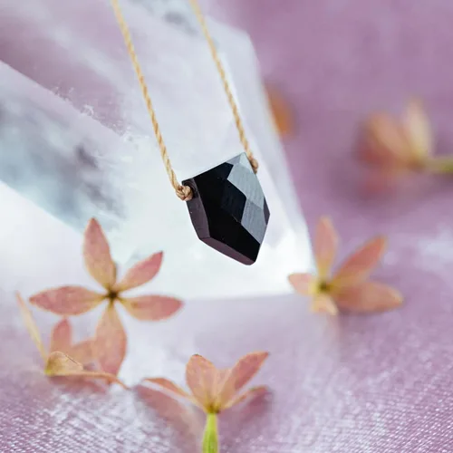 Miniatura 2 de SoulKu Empowering Necklace, Empowering Jewelry With Healing Crystal, Inspirational Necklace For Strong Women, Mom & Sister, 16" Cord with 2
