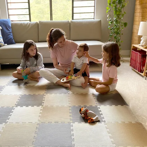 MioTetto Tapete de juego para bebé, baldosas de espuma suave para el suelo para niños. Baldosas de espuma entrelazadas ajustables, se adapta a