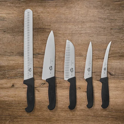 Miniatura 5 de Cuchillo de chef Victorinox, cuchillo pequeño de 5 pulgadas con mango de Fibrox, cuchillo de chef, 6 pulgadas, Negro