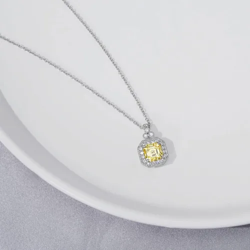 Miniatura 3 de Tienda Essentials Juego de collar con colgante de plata de ley chapada en platino con circonita cúbica de elementos infinitos de corte Asscher