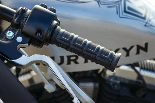 Miniatura 9 de Kuryakyn 6673 Dillinger Puños para control del acelerador de doble cable: motocicletas Harley-Davidson 1996-2019, negro satinado, 1 par