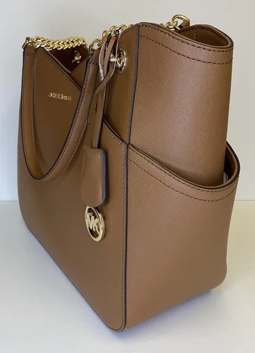 Miniatura 9 de Michael Kors Jet Set - bolsa de hombro para viaje con cadena grande, cartera triple Michael Kors Jet Set.