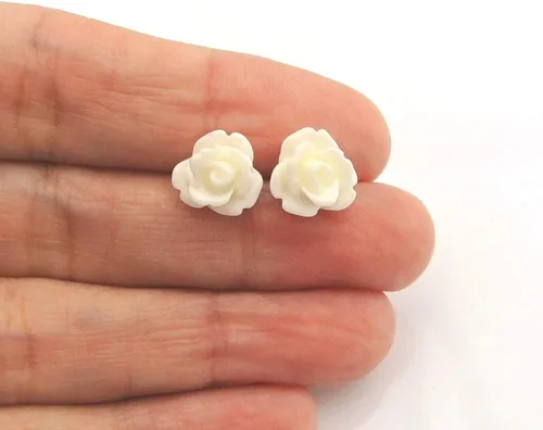 Miniatura 18 de Pendientes de poste de plástico hipoalergénico con forma de rosa de 0.354 in, orejas sensibles al metal