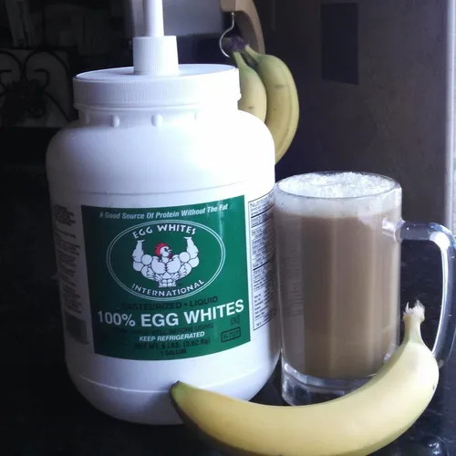 Miniatura 5 de Egg Whites International - Proteína líquida 100% pura de clara de huevo diseñada para beber. AHORA 100% SIN JAULA (4 galones)