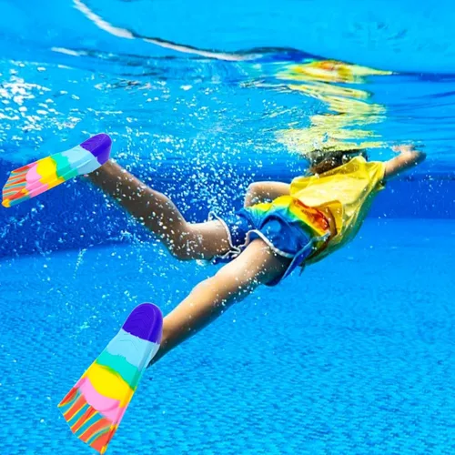 Miniatura 7 de Gugmoy Kids Swim Fins,Comfortable Silicone Flippers for Swimming and Diving,Size Suitable Beginners Kids Girls Boys Adults