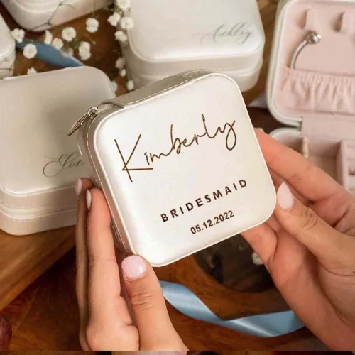 Miniatura 5 de DayOfShe Regalos de dama de honor, joyero personalizado para dama de honor, de cuero, pequeño organizador de joyas de viaje, estuche para anillos