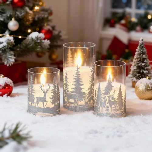 Miniatura 5 de Velas de Navidad sin llama con calcomanías de reno plateado, paquete de 3 velas LED de vidrio a pilas con temporizador remoto, velas de pilar