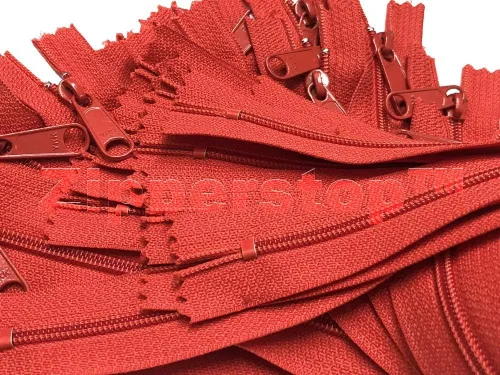 Zipperstop - Fashion Trends YKK #4.5 Bolso de mano con cremallera larga, cordón blanco, bolsa cilíndrica de vinilo (9 pulgadas, 10 cremalleras, rojo