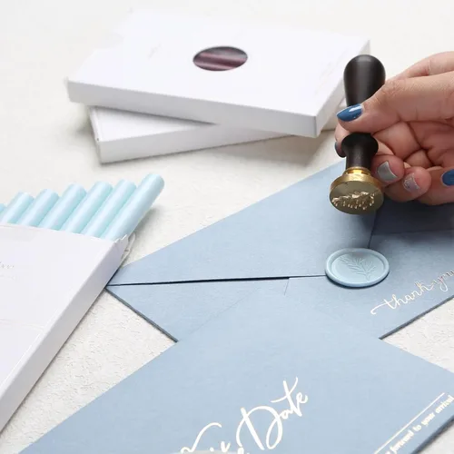 Miniatura 4 de UNIQOOO Barras de Cera de Sellado Azul Claro para Pistola de Pegamento para Sello de Cera - Perfecto para Invitaciones de Boda, Tarjeta