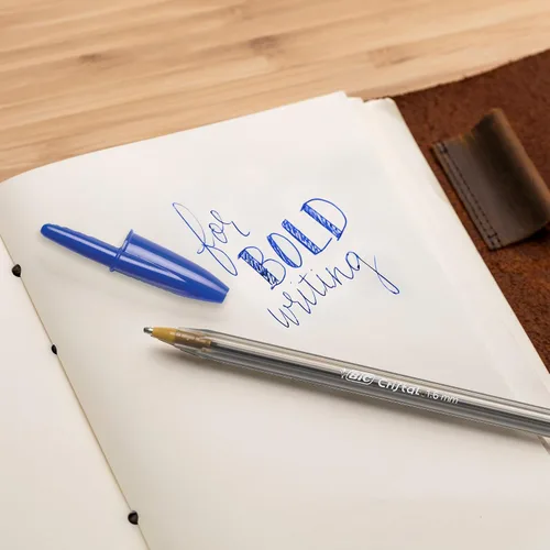 Miniatura 3 de BIC Cristal Xtra Bold Bolígrafos de punta extra gruesa (1.6mm), tinta azul, paquete de 24 unidades, bolígrafos perfectos para líneas vívidas y Azul