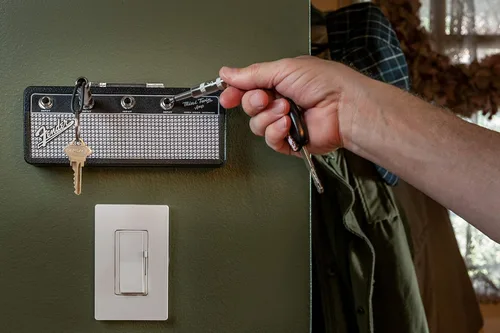 Miniatura 5 de Pluginz - Fender - Jack Rack - Negro y plateado con 4 llaveros de enchufe de guitarra