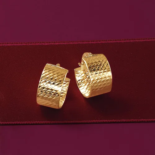 Miniatura 3 de Ross-Simons Aretes de aro con textura de oro amarillo italiano de 14 quilates, Oro, No es una piedra preciosa