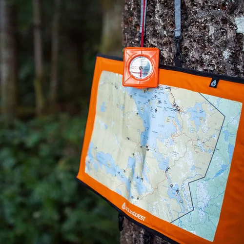 Miniatura 6 de AquaQuest Trail Map - Funda 100% impermeable para bolsa seca, protector de mapas, soporte para documentos al aire libre con ventana transparente