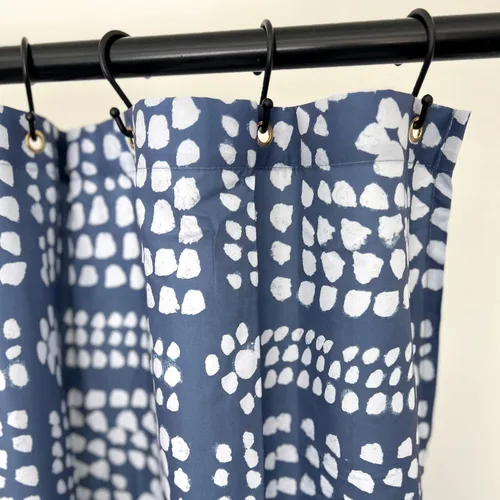 Miniatura 8 de Cortina de Ducha Moderna con Estampado Shibori Azul - Patrón Geométrico Boho de Puntos - Diseño Mudcloth - Cortina de Ducha Decorativa de Tela