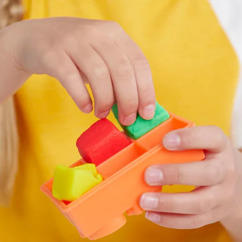 Miniatura 13 de Play Doh Swirlin' Smoothies Juego de Licuadora de Juguete, Electrodomésticos de Cocina de Juego, Juguetes de Artes y Manualidades para Niñas y Niños