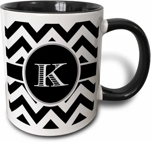 3dRose Taza de café, tamaño: 15 onzas, monograma de cheurón blanco y negro, inicial K Designs, divertido regalo de taza de café