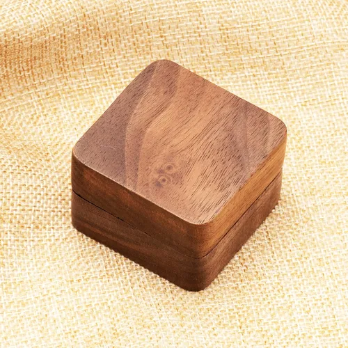Miniatura 4 de COSISO Caja de regalo para anillo de compromiso de madera de nogal, caja de almacenamiento para propuesta de cumpleaños (interior negro)