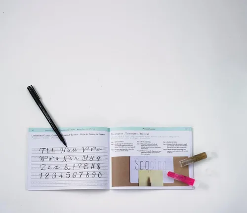 Miniatura 4 de Faber-Castell Kit de letras creativas - Letras a mano para principiantes
