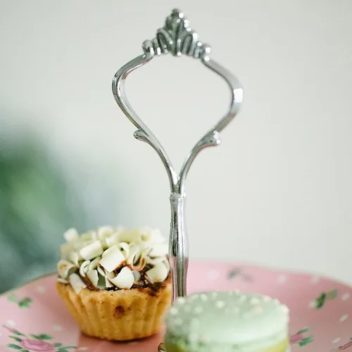 Miniatura 6 de Alvinlite Soporte plateado para cupcakes, bandeja pequeña de 2 niveles, soporte para pasteles, soporte para cupcakes, soporte de postre, decoración