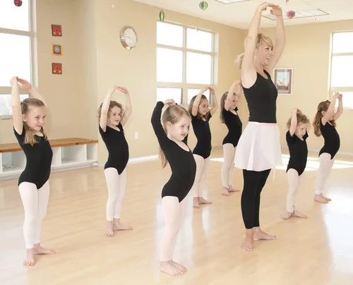 Miniatura 5 de DANSHOW Leotardo básico de manga larga para niñas con falda para bailar y bailar con tutú