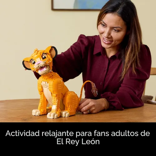 Miniatura 4 de LEGO Disney El Joven Simba El Rey León Sets de Construcción para Adultos - Figurilla Construible para Exhibición, Edades 18+ - Kits DIY