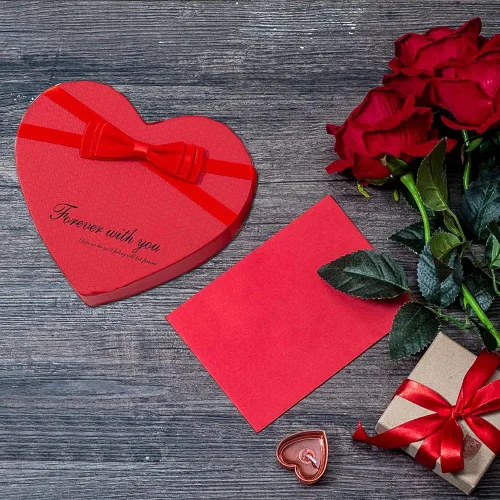 Miniatura 4 de Surakey Caja de regalo de rosas románticas con bonito oso de peluche y etiqueta I Love You en forma de corazón, pétalo de cuerpo de baño perfumado