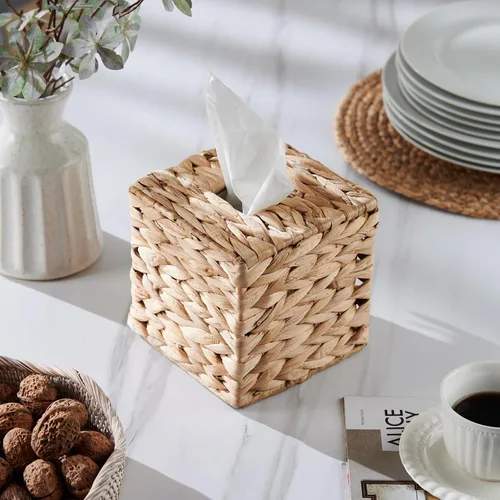 Miniatura 4 de YANGQIHOME - Funda cuadrada para caja de pañuelos de ratán – Soporte decorativo bohemio para pañuelos faciales en la mesa y el baño, 5.9 pulgadas