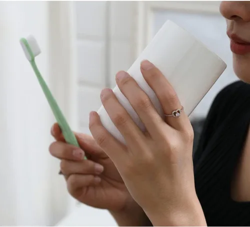 Miniatura 5 de Taza de enjuague bucal de cerámica, lavado de baño casero simple y estante de cepillo, tazas de desayuno de leche y yogur. (Blanco-A)