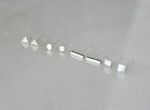 Miniatura 3 de Juego de pequeños aretes de tuerca con forma geométrica, pequeños aretes de plata esterlina, segundo piercing, tercer piercing, caramelo de oreja