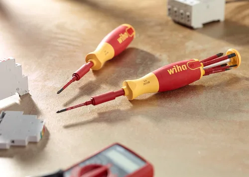 Miniatura 4 de Wiha 28393 - Juego de destornilladores emergentes de precisión con aislamiento, ranurados, 7 piezas y Klein Tools 32807MAG 7 en 1, destornillador
