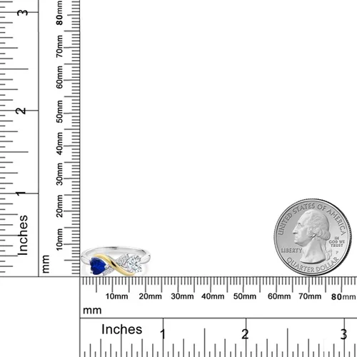 Miniatura 3 de Anillo de plata de ley 925 y oro amarillo de 10 quilates con forma de corazón azul creado y moissanita clásica para siempre de Charles & Colvard