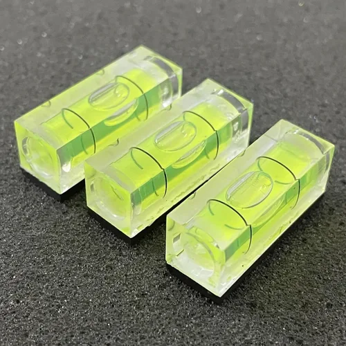 Miniatura 4 de ZUJHPYMI 6 piezas de nivel de burbuja magnético pequeño 10x10x29mm Mini niveles de espíritu de burbuja cuadrada herramientas de nivelación