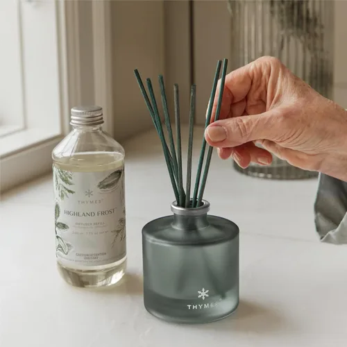 Miniatura 4 de Thymes Petite - Conjunto de Difusor Reed de Aceite – Incluye Varillas Reed Difusoras, Aceite de Fragancia y Botella de Vidrio – Decoración de Lujo