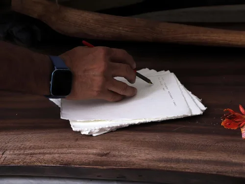 Miniatura 3 de 50 paquetes de papel de acuarela de algodón con borde de cubierta 200 GSM papel de acuarela texturizado en bruto para escribir Blanco roto