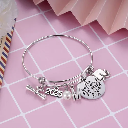 Miniatura 13 de Ukodnus Regalo de graduación de clase 2024 – Pulsera de graduado de último año 2024 – Regalos de graduación inspiradores para ella – 26 pulseras