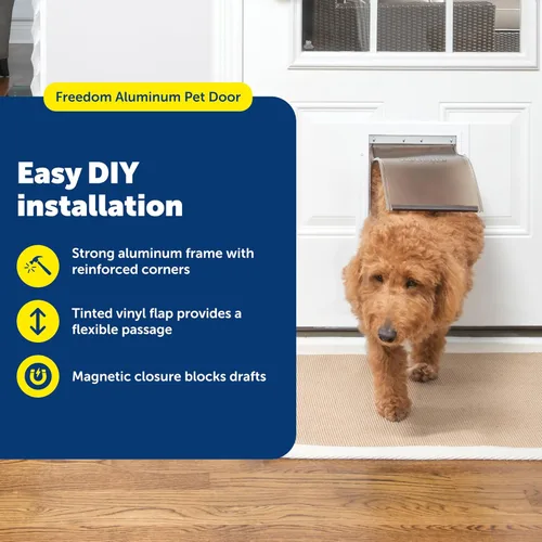 Miniatura 2 de Puerta de aluminio para mascotas PetSafe Freedom para perros y gatos, mediana, blanca, solapa de vinilo tintada