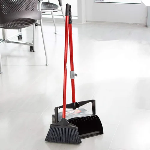Miniatura 4 de Libman Commercial 919 - Juego de recogedor y escoba para vestíbulo (tapa abierta), 41 pulgadas de largo, 12 pulgadas de ancho, negro/rojo