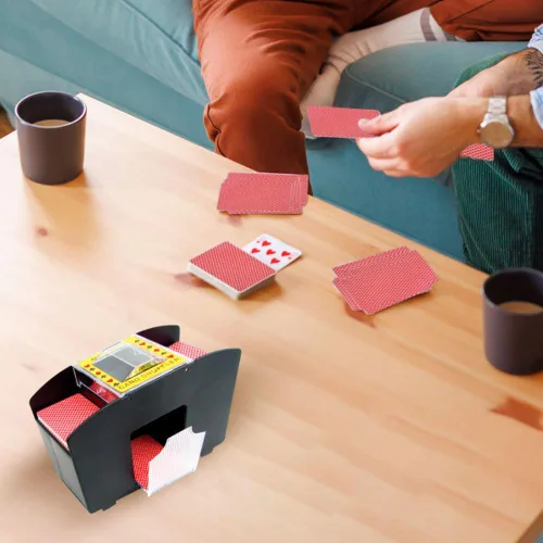 Miniatura 2 de Mezclador de cartas automático de 4 barajas Trademark Poker