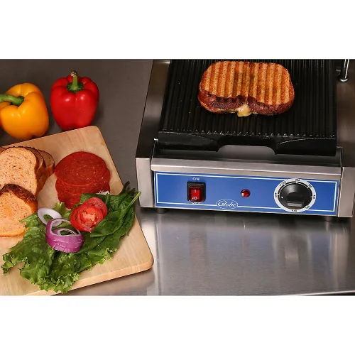 Miniatura 2 de Globe GPG10 Bistro Eléctrico Encimera Ranurada Panini Single Grill, NSF