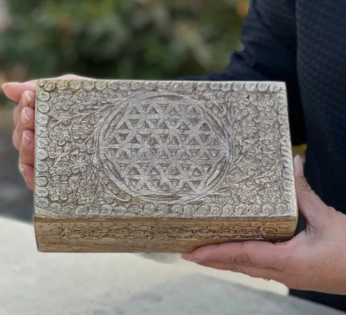 Miniatura 21 de KayJayStyles - Caja de almacenamiento de madera para la joyería, tallada a mano Yin Yang