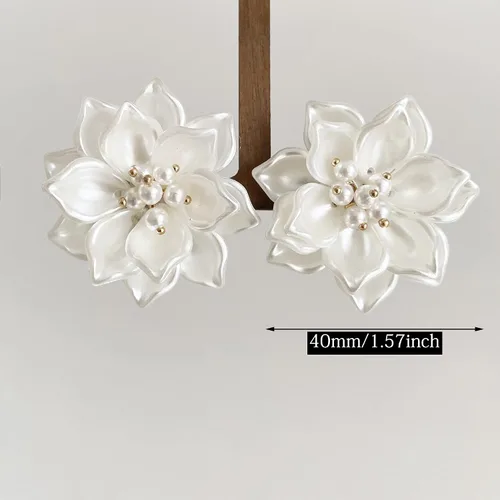 Miniatura 2 de Aretes colgantes únicos hechos a mano con pétalos de flores de resina grandes bohemios con brote de estambre de cristal brillante para mujeres y mamá