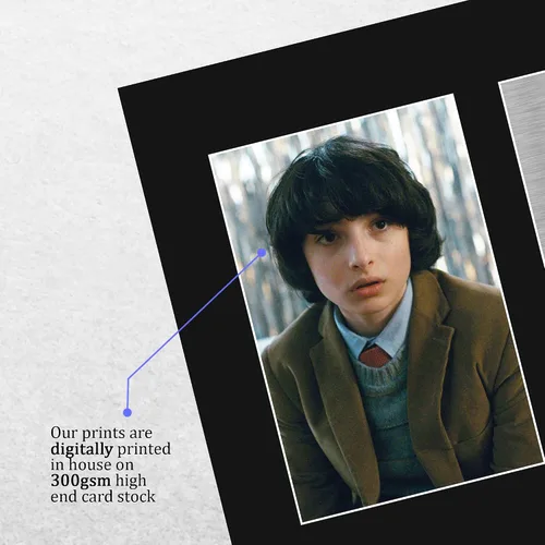 Miniatura 4 de HWC Trading Finn Wolfhard Stranger Things Gifts USL - Imagen impresa con autógrafo firmado para fanáticos del programa de televisión, tamaño carta