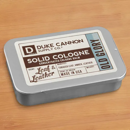 Miniatura 4 de Duke Cannon - Colonia sólida - Old Glory - Bálsamo concentrado de colonia premium, aroma a tabaco fresco, ámbar y cuero, lata de viaje de 1.5 onzas