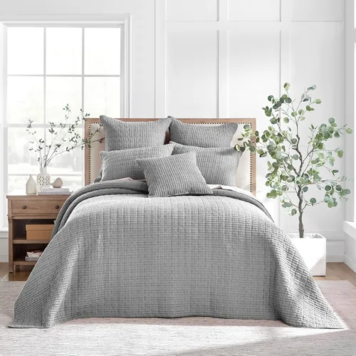 Levtex Home Mills Waffle - Juego de colcha Queen (106 x 106 pulgadas) con 2 fundas de almohada (26 x 20 pulgadas), color gris, juego de colcha de