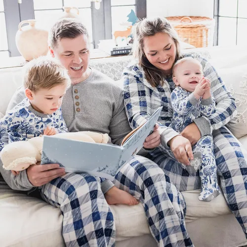 Miniatura 4 de Burt's Bees Baby - Pijamas navideñas de algodón orgánico a juego para toda la familia, Frozen Plaid, 24 meses