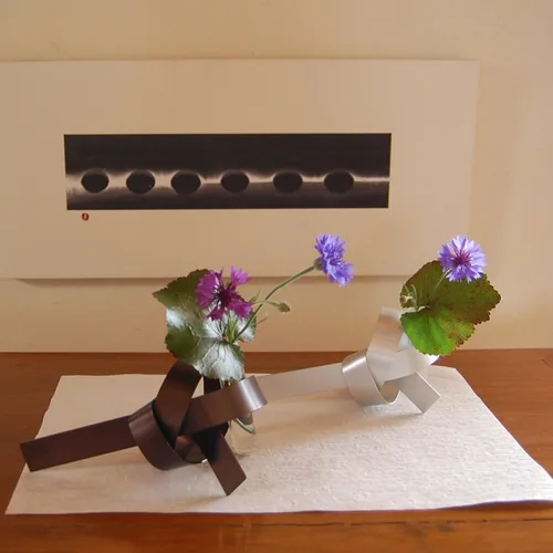 Miniatura 5 de ALART Musubi - Base de florero/jarrón/soporte de una sola rueda, MU-3