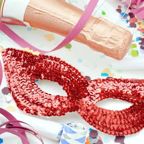 Miniatura 4 de KIMOBER 16000 lentejuelas sueltas a granel de 0.236 pulgadas, mezcla de 24 colores arcoíris redondas, lentejuelas con agujeros para coser