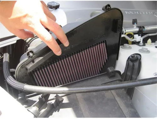 Miniatura 4 de K&N Filtro de aire del motor: Aumente la potencia y la aceleración, lavable, Premium, Filtro de aire de repuesto para automóvil: compatible