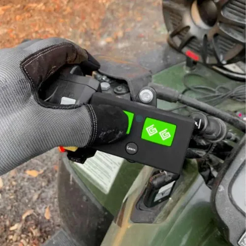 Miniatura 6 de Ghost Controls - Control remoto de 3 botones, resistente al agua, auténtico AXR1 para abridores de puerta automáticos