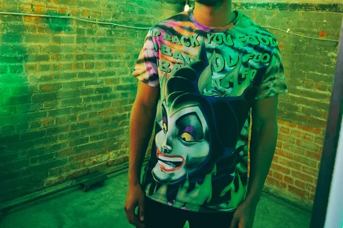 Miniatura 8 de Disney Camiseta Villains x Heidi Klum Maleficent Fire Tie Dye para mujer Sublimation